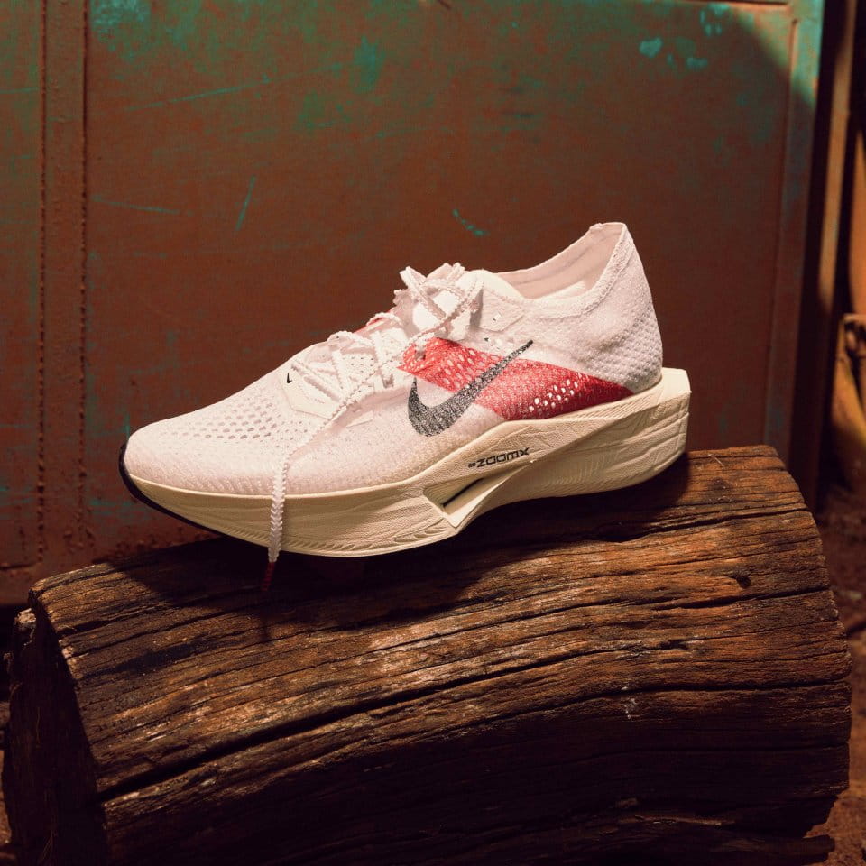 Running shoes Nike Vaporfly 3 Eliud Kipchoge Top4Running.ie