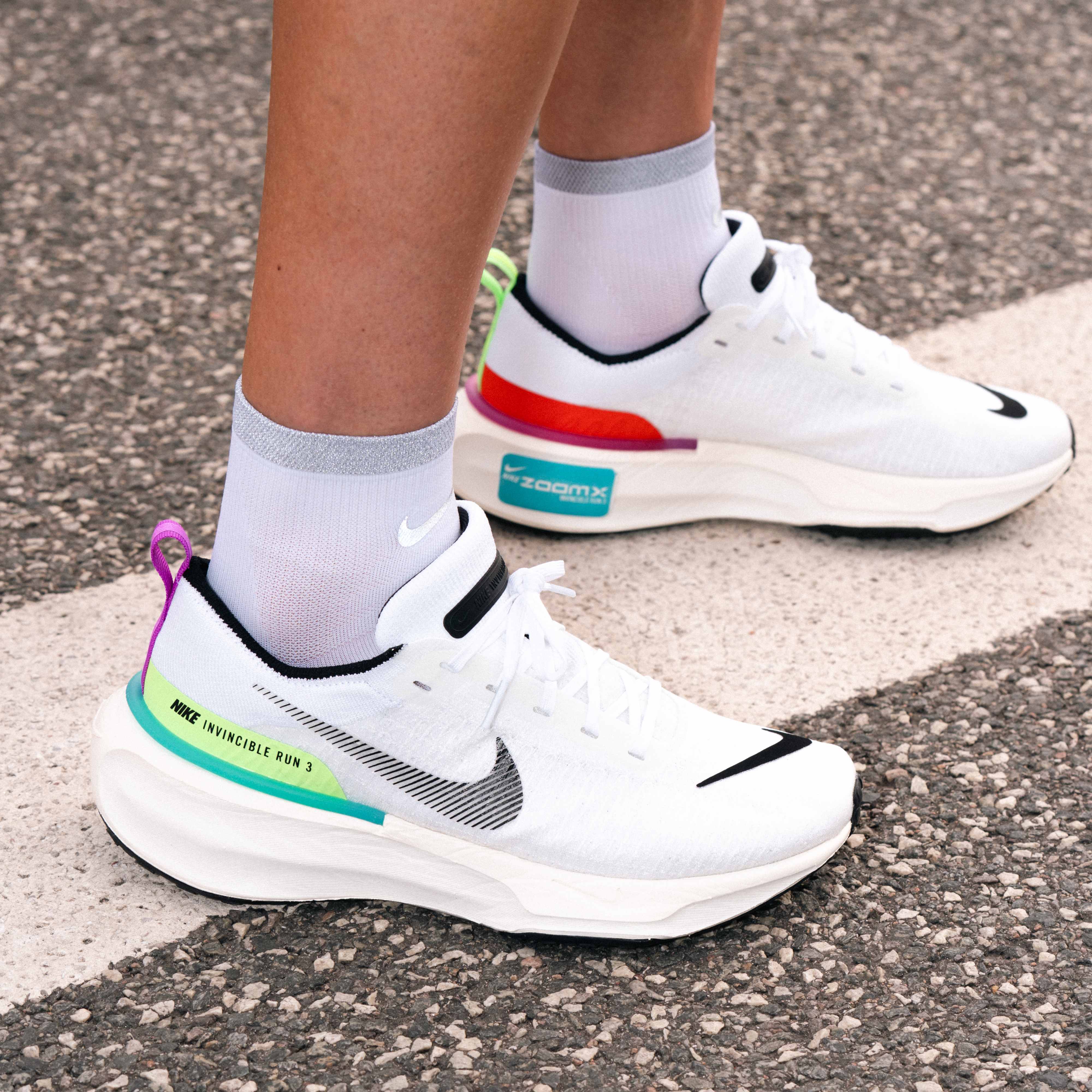 Running shoes Nike Invincible 3 SE - Top4Running.com