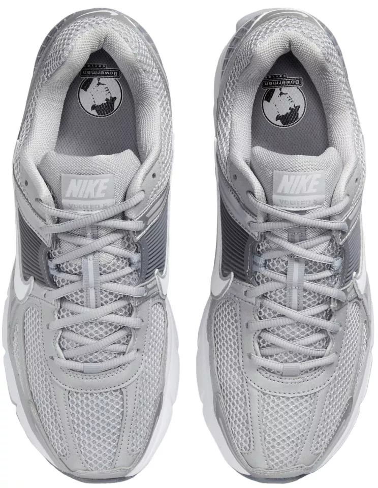 Chaussures Nike ZOOM VOMERO 5