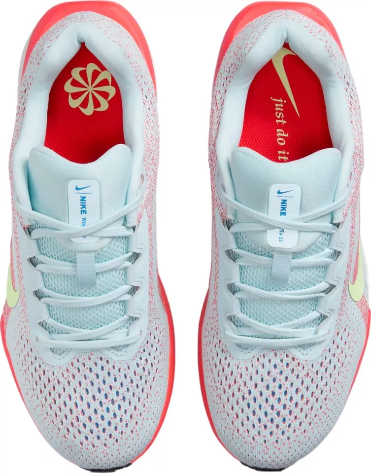 Running shoes Nike Winflo 11