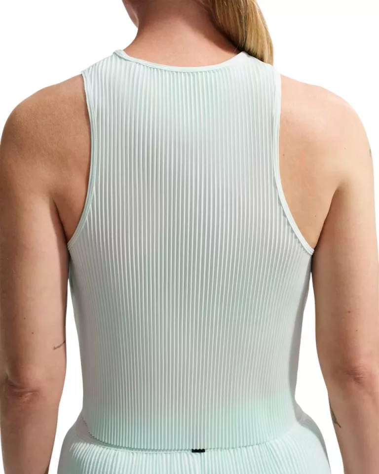Toppi Nike AeroSwift crop