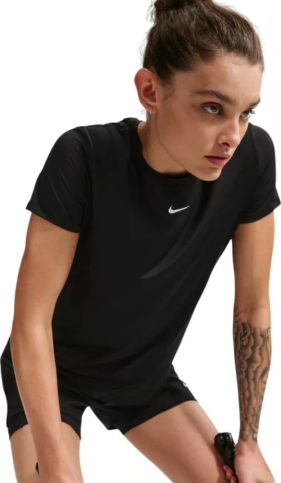 Majica Nike One Classic