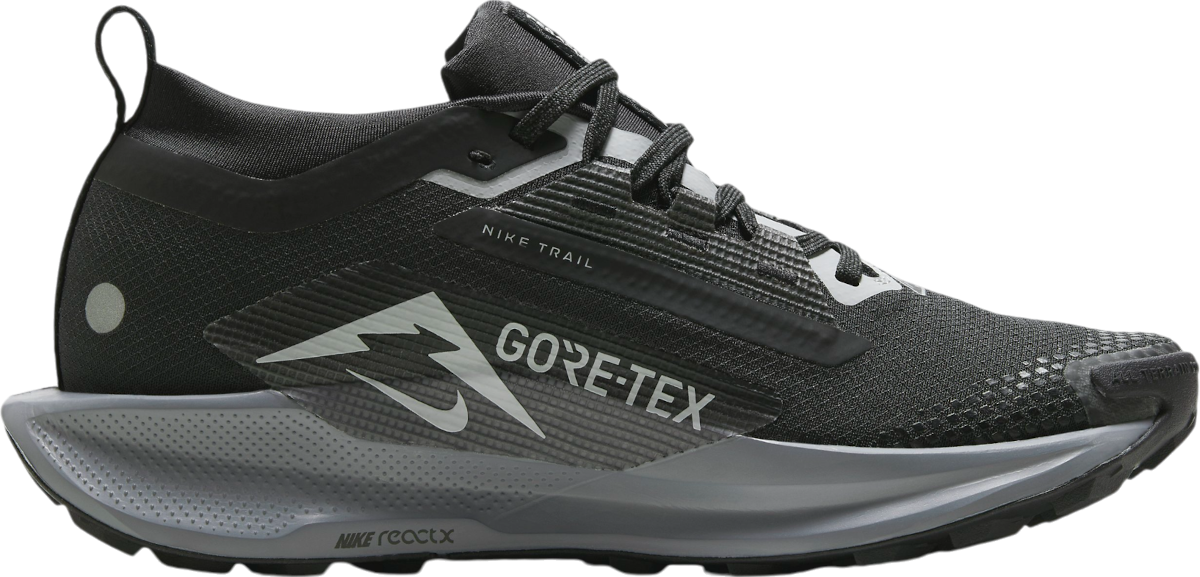 ナイキ ペガサス トレイル 5 GORE-TEX ランニングシューズ | Uncrate