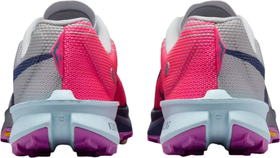 Scarpe per sentieri Nike Kiger 10