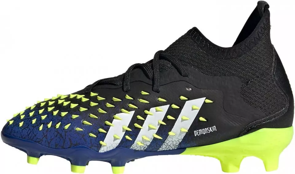 Football shoes adidas PREDATOR FREAK .1 FG J