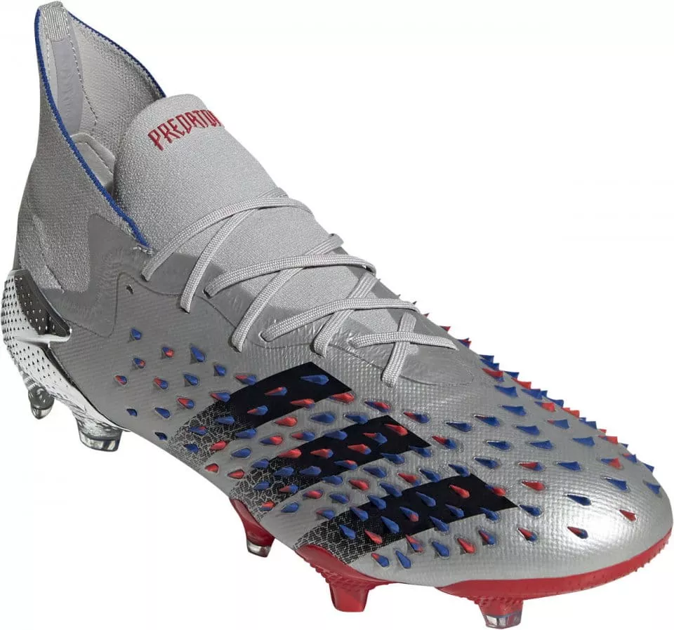 Buty piłkarskie adidas PREDATOR FREAK .1 FG