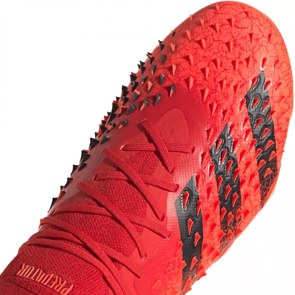 Buty piłkarskie adidas PREDATOR FREAK .1 L FG