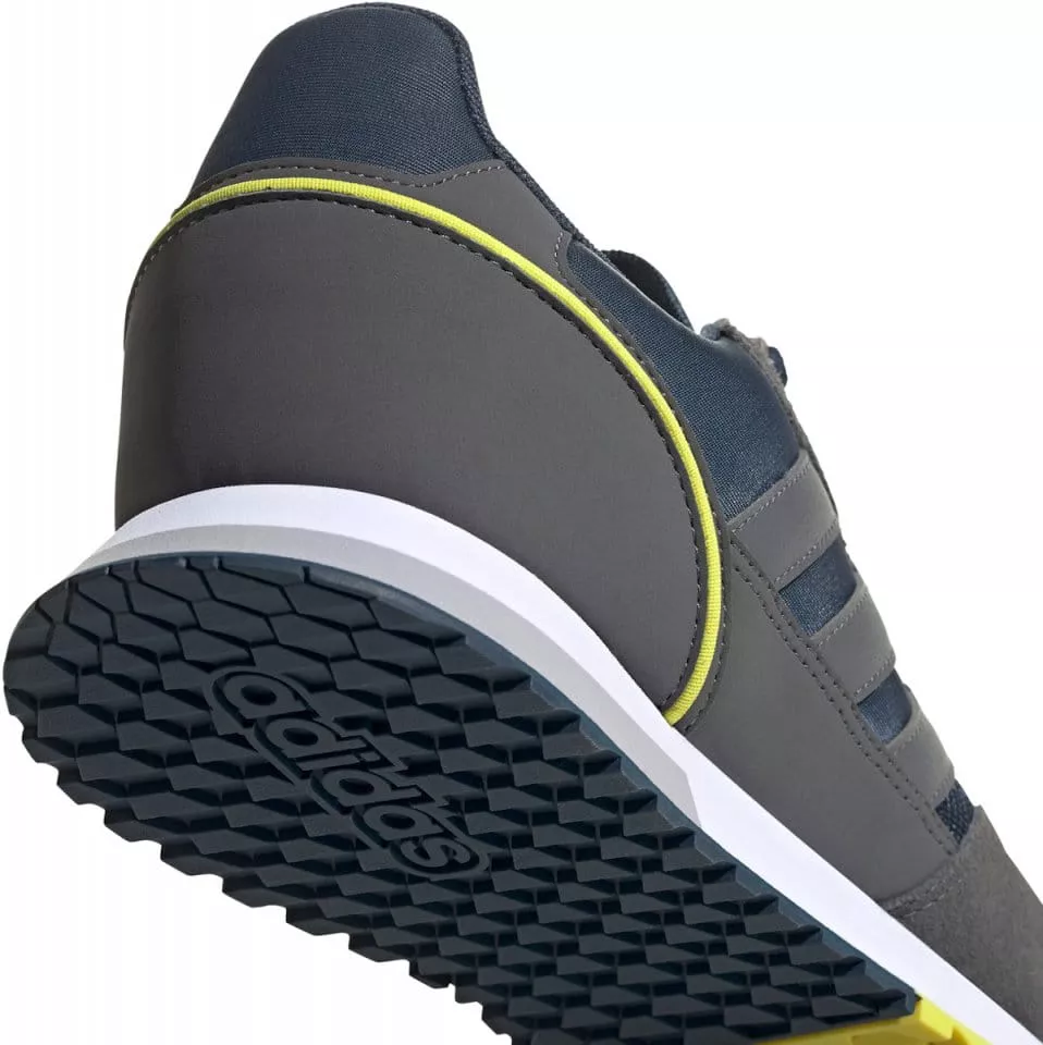 Chaussures adidas Sportswear 8K 2020
