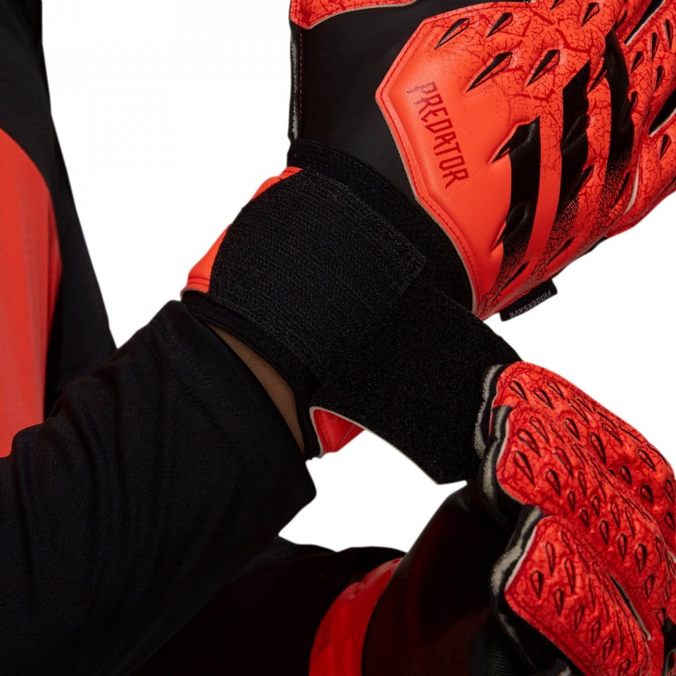 Goalkeeper's gloves adidas PRED GL MTC FS - Top4Football.com