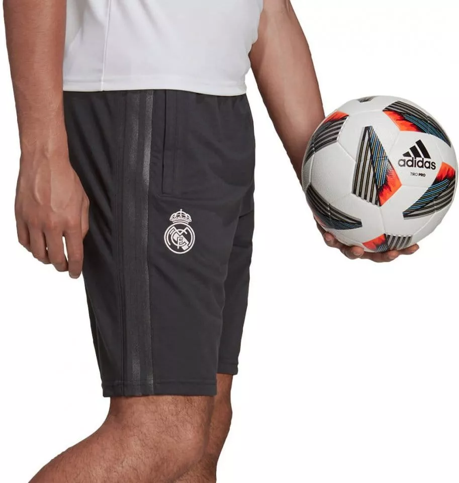 Kratke hlače adidas REAL TRV SHORTS