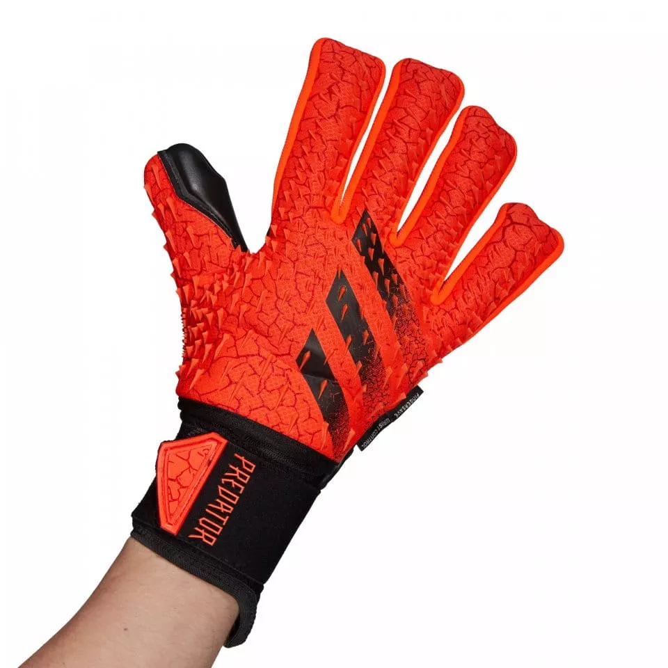 Goalkeeper's gloves adidas PRED GL PRO ULT