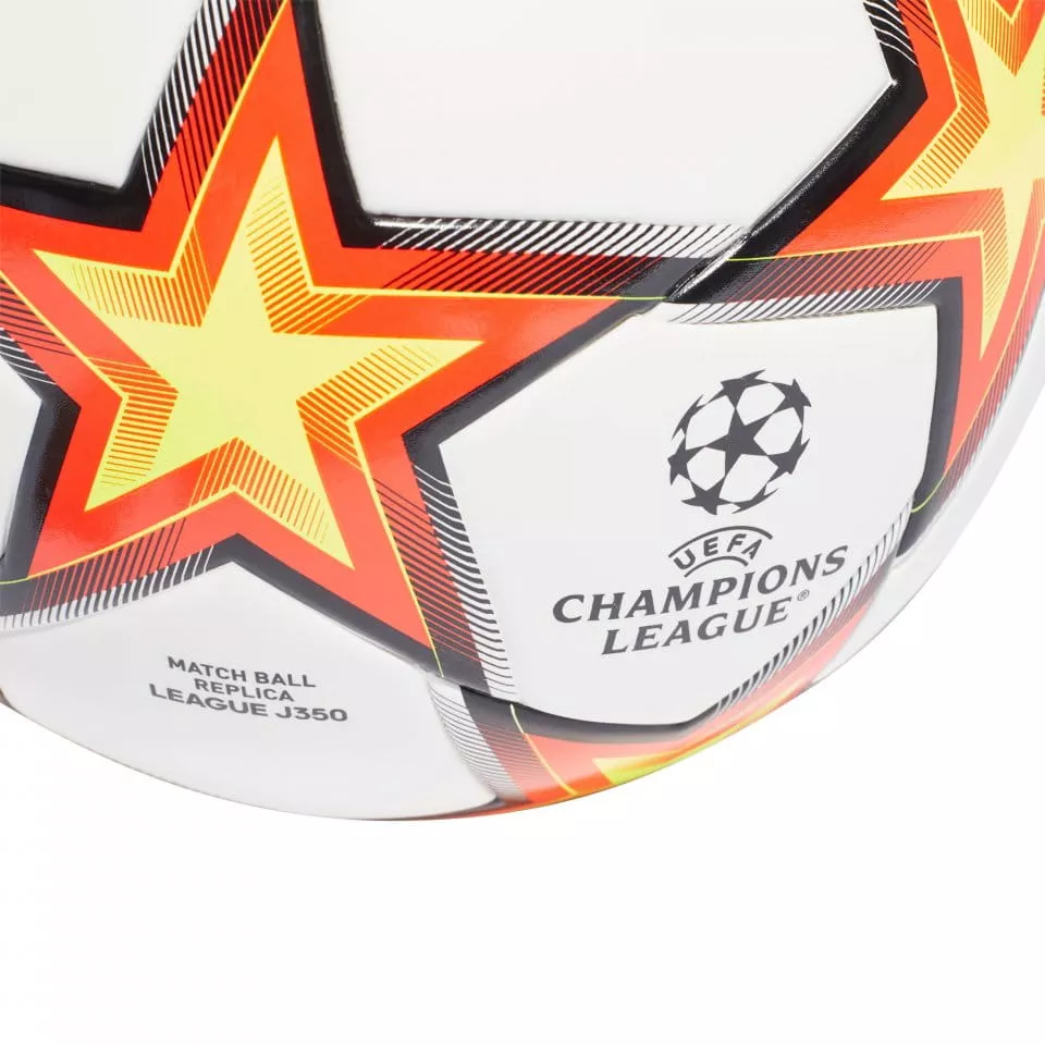 Fotbalový míč adidas UCL Junior League Pyrostorm