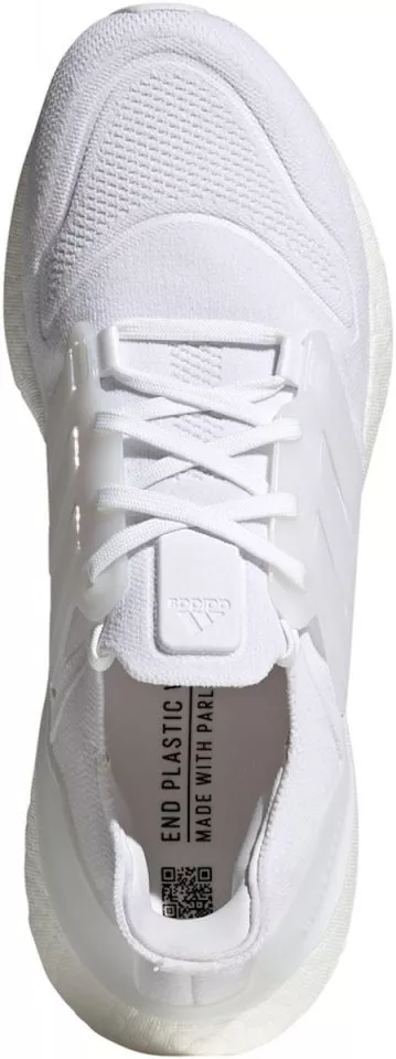 Running shoes adidas ULTRABOOST 22