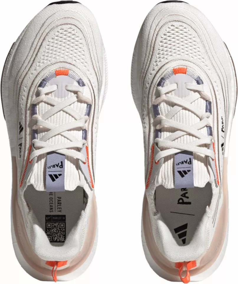Παπούτσια για τρέξιμο adidas ULTRABOOST LIGHT X PARLEY