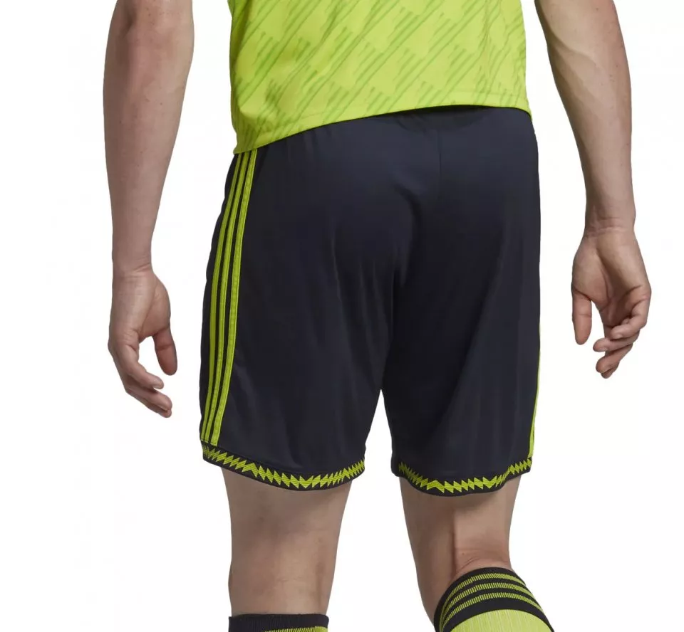 Korte broeken adidas MUFC 3 SHO 2022/23