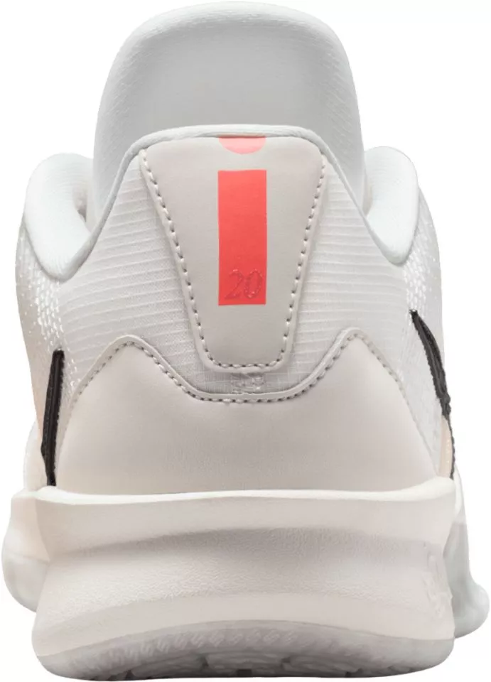 Ghete de baschet Nike Sabrina 3
