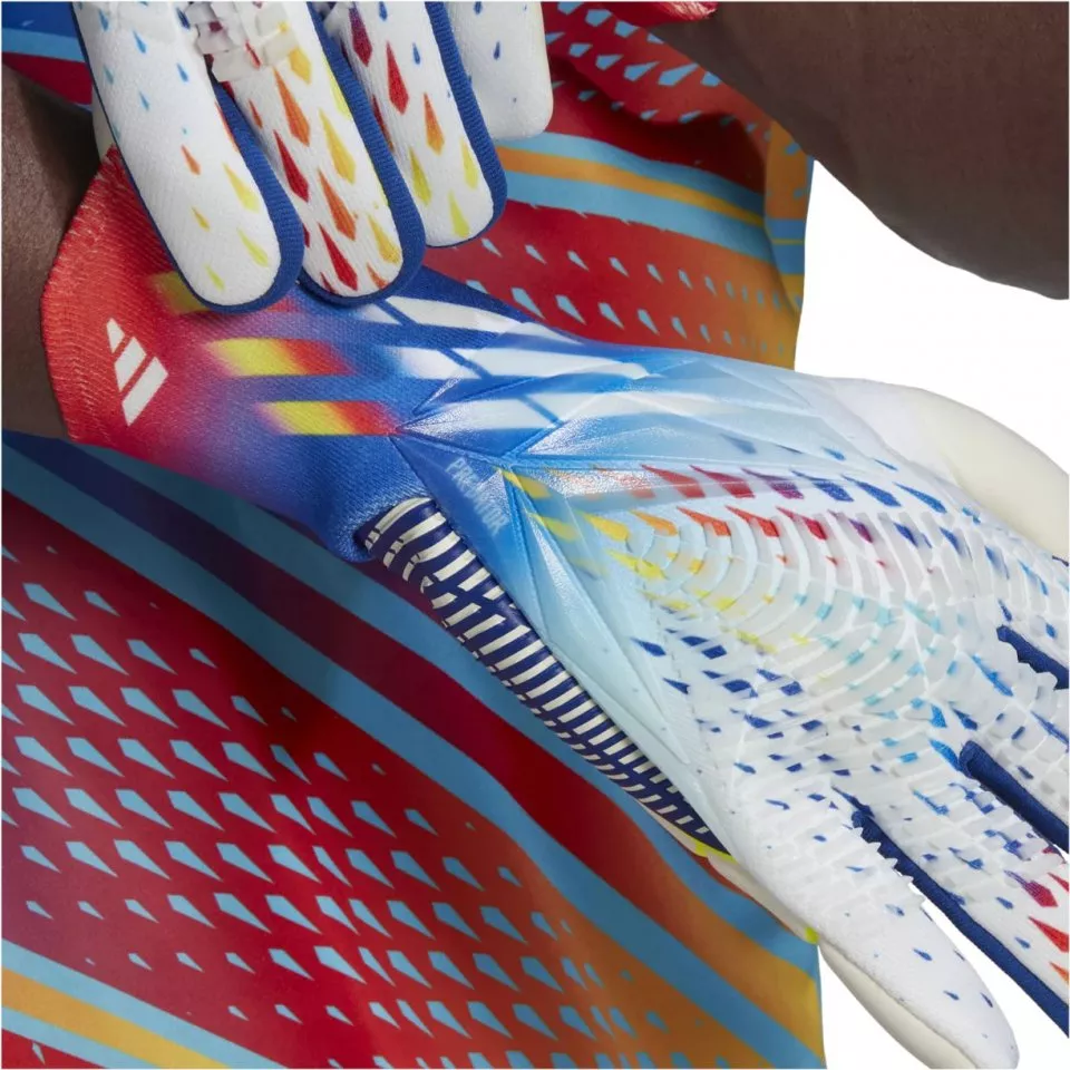 Goalkeeper's gloves adidas PRED GL PRO