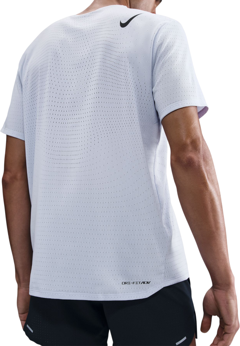 T-shirt Nike AeroSwift - Top4Running.com