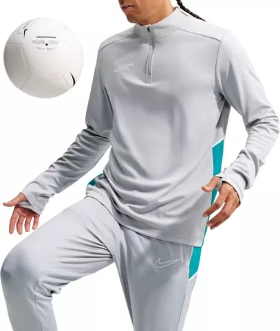 Dri-FIT Academy 25