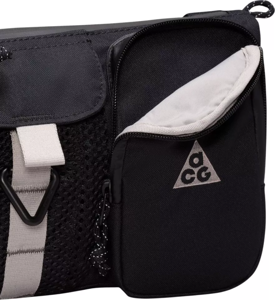 Tasche Nike ACG DAYMAX Shoulder Bag