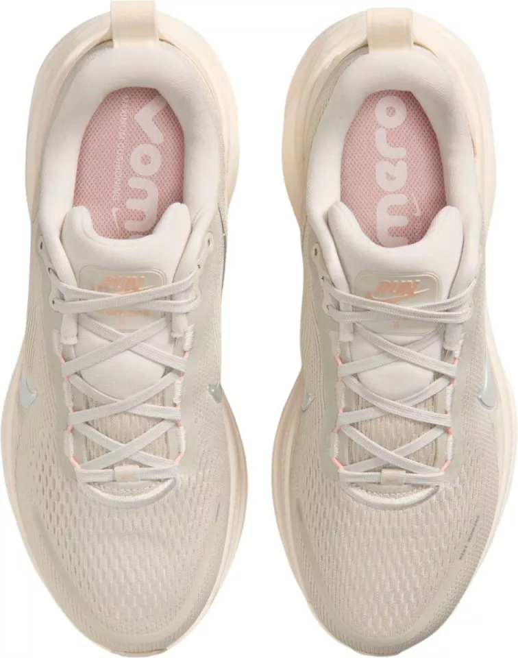 Tekaški copati Nike Vomero 18
