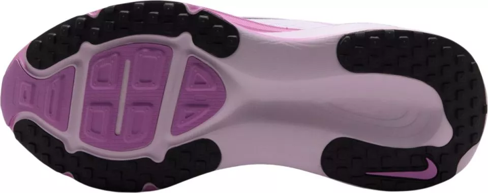 Running shoes Nike Vomero 18
