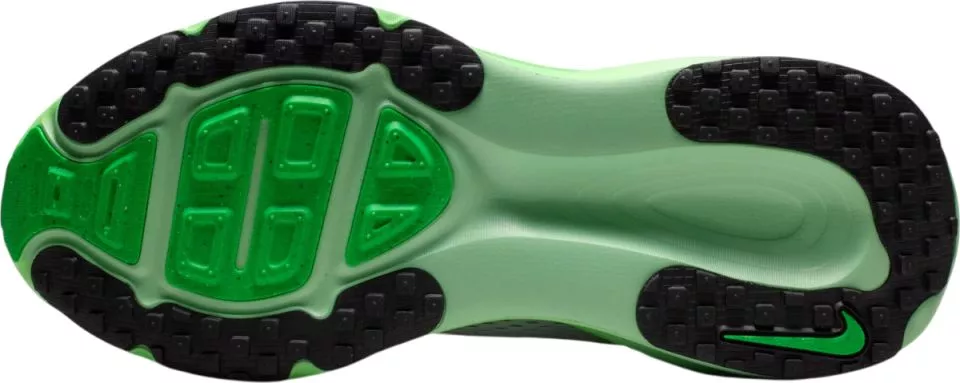 Running shoes Nike Vomero 18