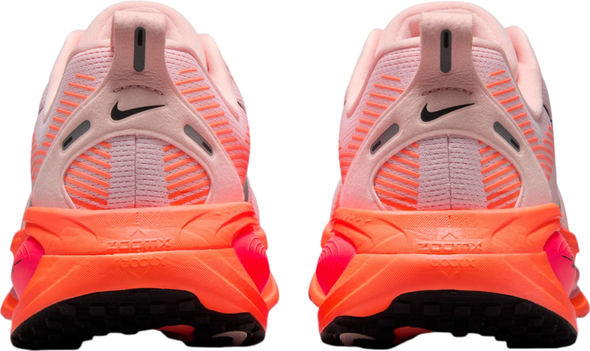 Running shoes Nike Vomero 18 - Top4Running.com