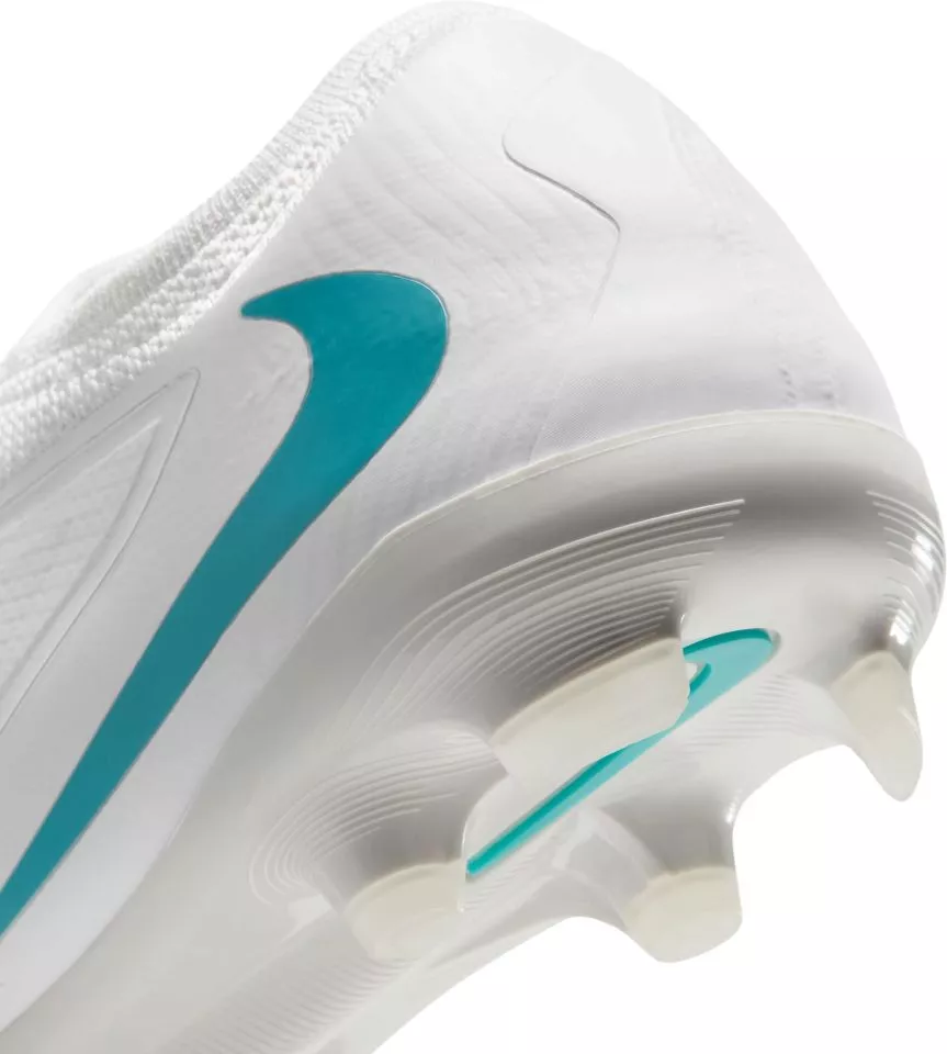Ghete de fotbal Nike Phantom 6 Low Pro FG/MG