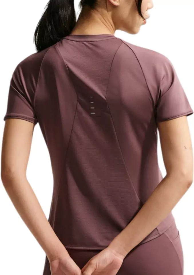 T-Shirt Nike Swift