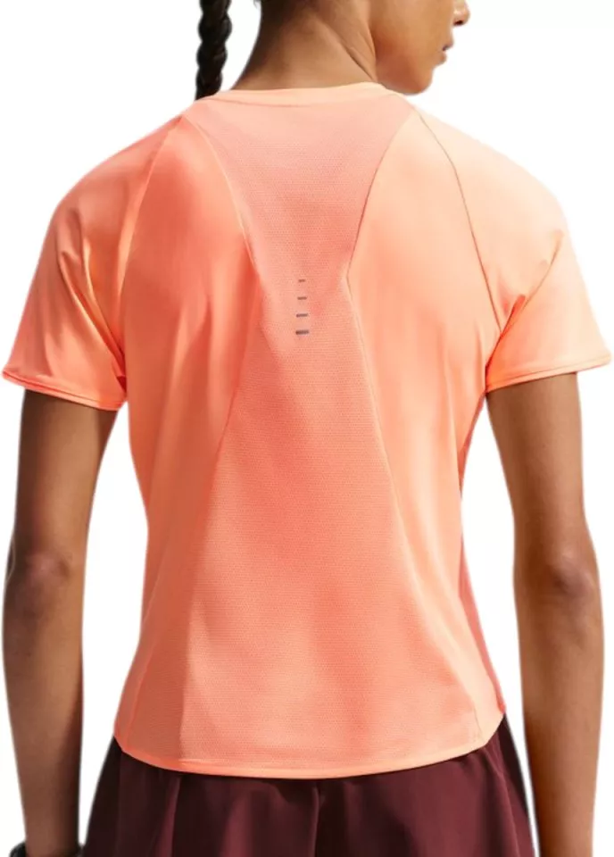 T-Shirt Nike Swift