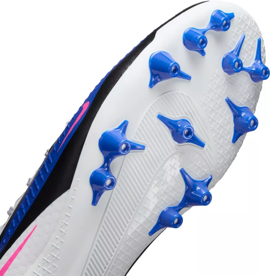 Ghete de fotbal Nike Phantom 6 Low Academy AG