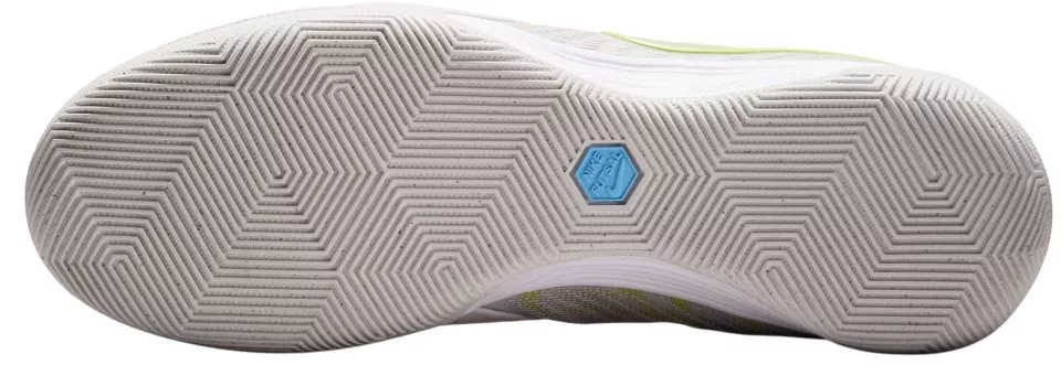 Nízke halové kopačky Nike Tiempo Reactgato