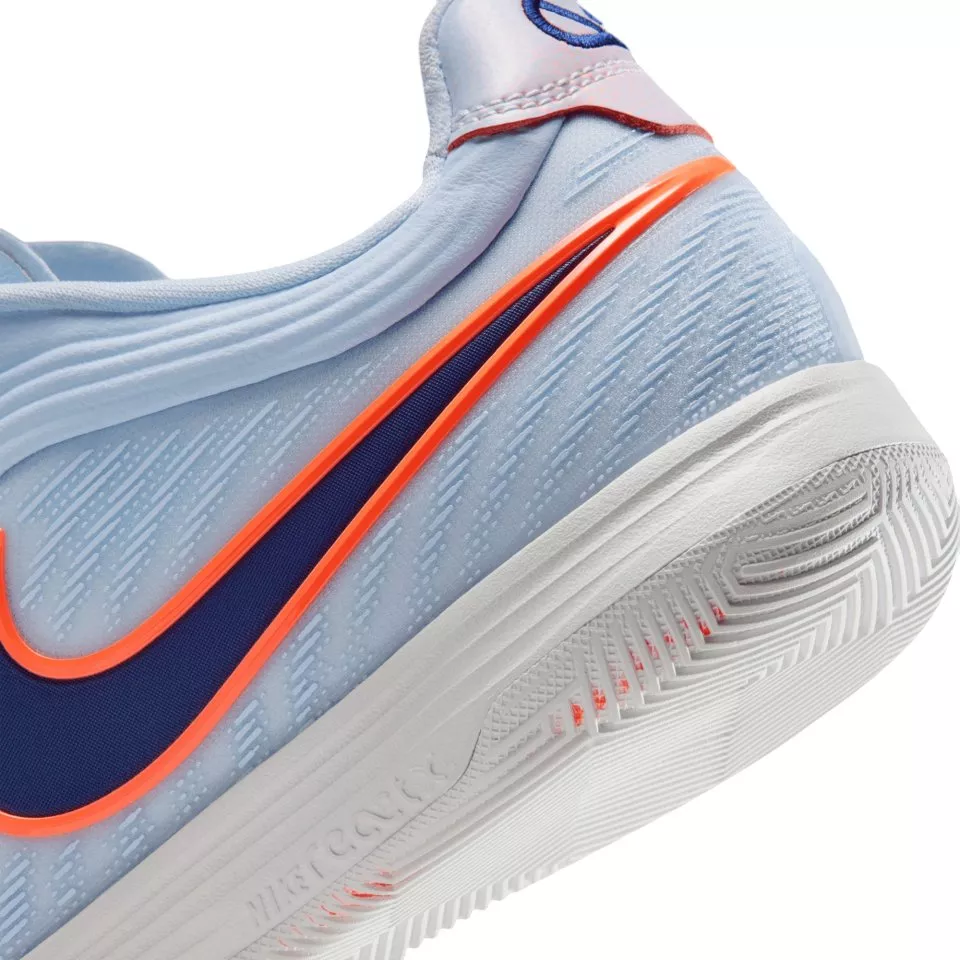 Indoor soccer shoes Nike Tiempo Reactgato IN