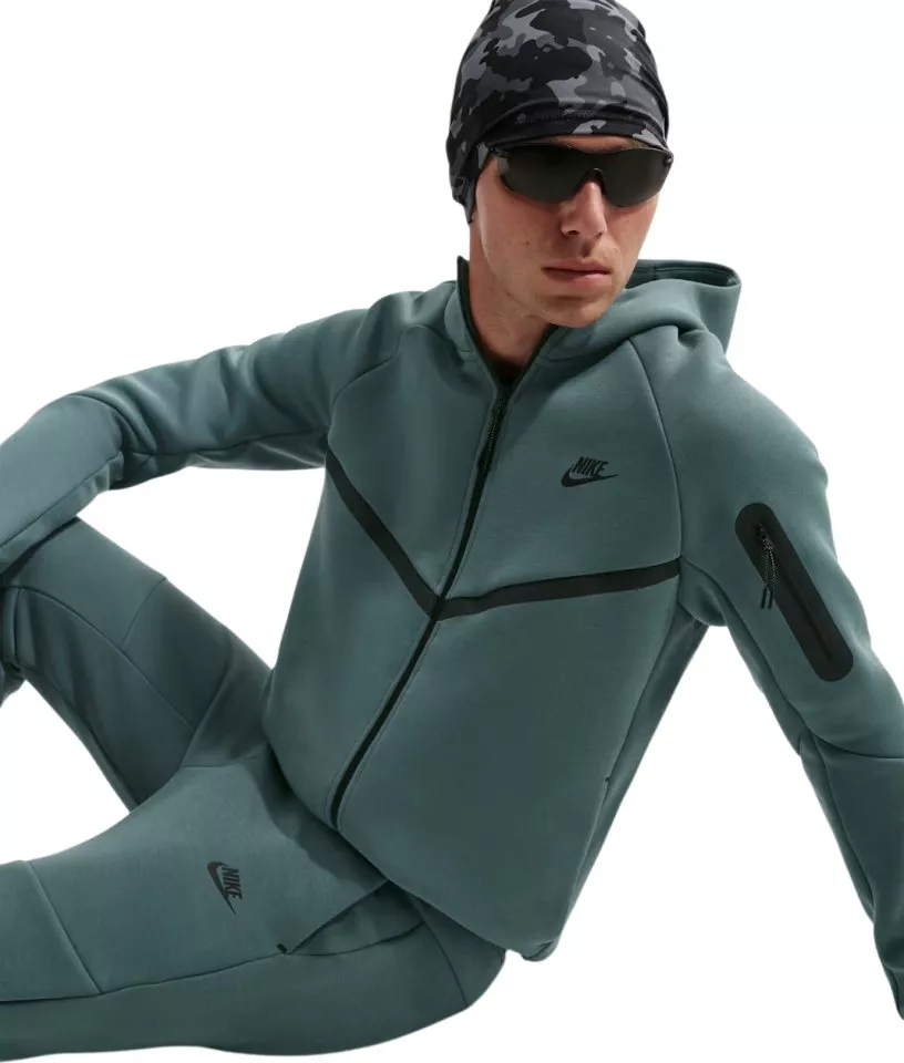 Nike Tech Fleece Full-Zip Windrunner Kapucnis melegítő felsők