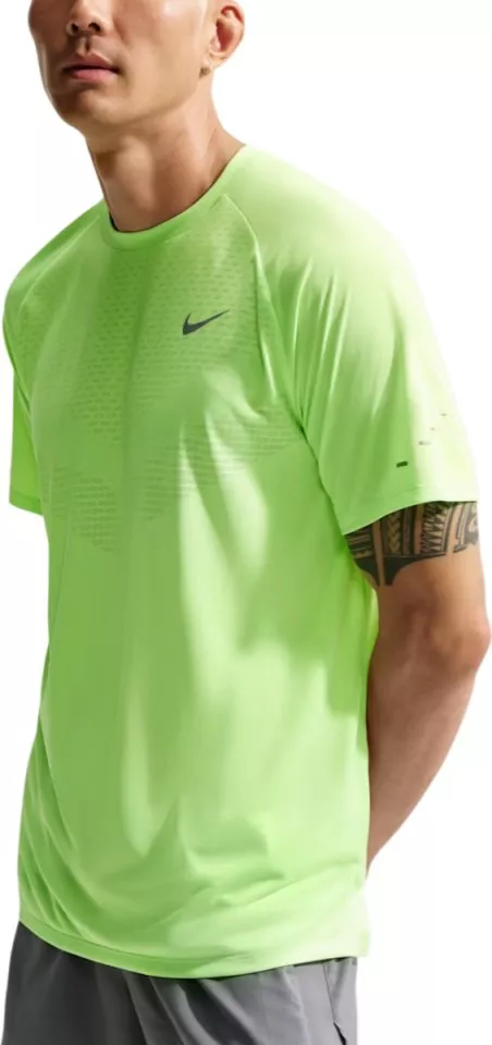 T-shirt Nike Stride