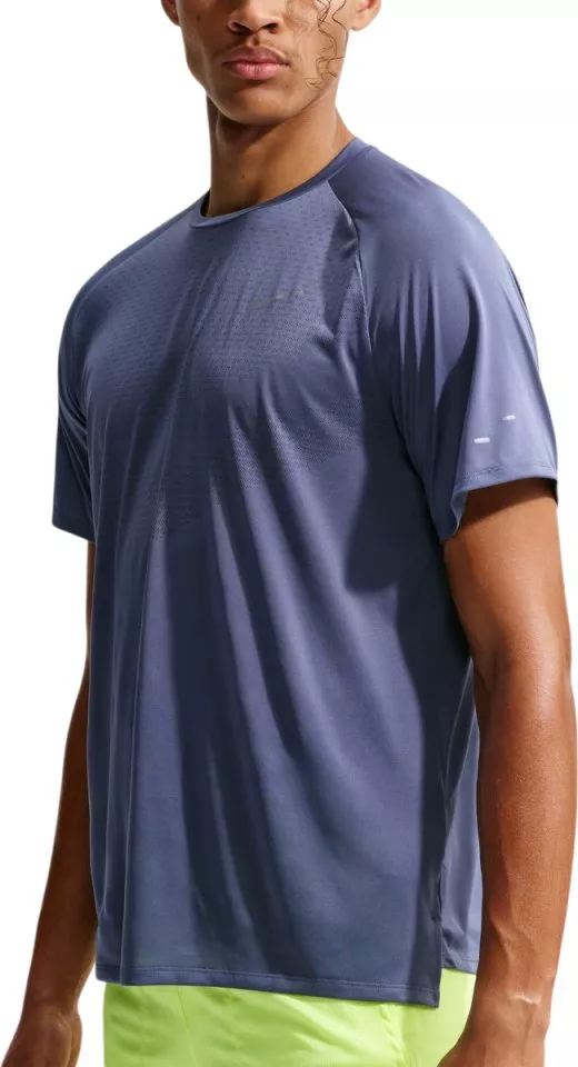 T-shirt Nike Stride