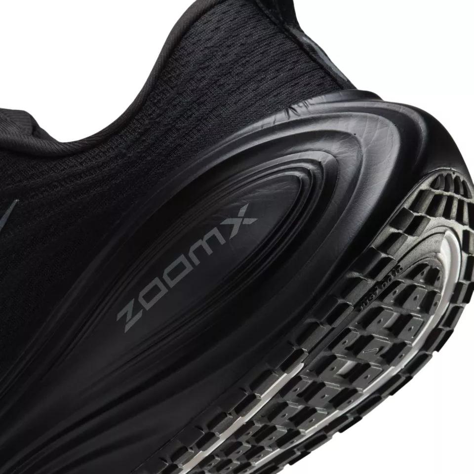 Running shoes Nike Vomero Plus - Top4Running.com
