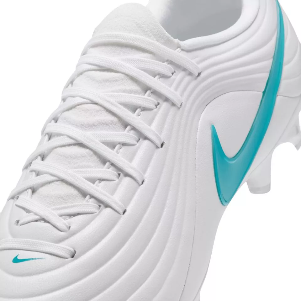 Ghete pentru suprafețe multiple Nike Tiempo Maestro Academy FG/MG