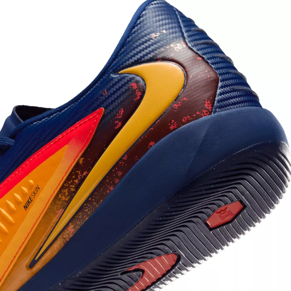 Pantofi fotbal de sală Nike Phantom 6 Low Academy "Erling Haaland" IC