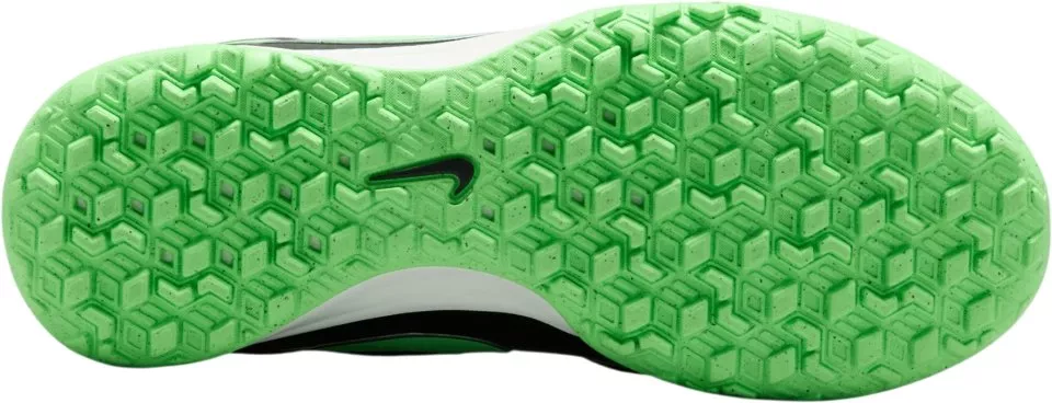Otroški nogometni copati Nike Tiempo Maestro Academy TF