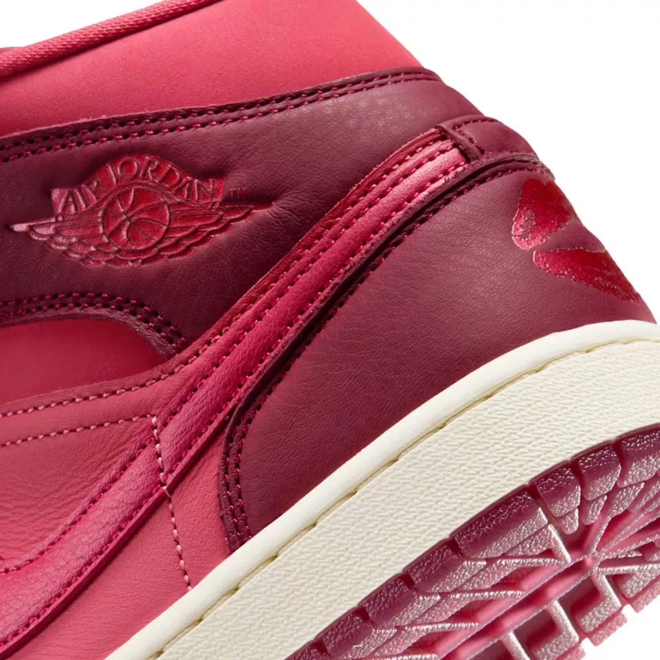 Incaltaminte Jordan Air 1 SE Mid