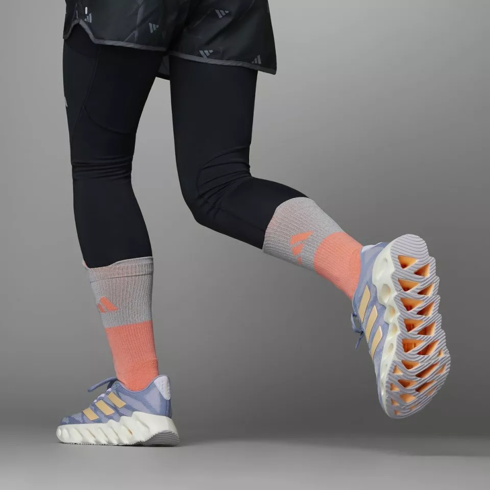 Dámské běžecké boty adidas Switch FWD