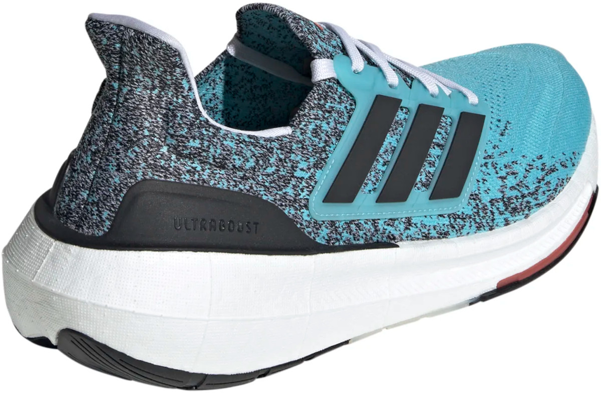 Running shoes adidas ULTRABOOST LIGHT