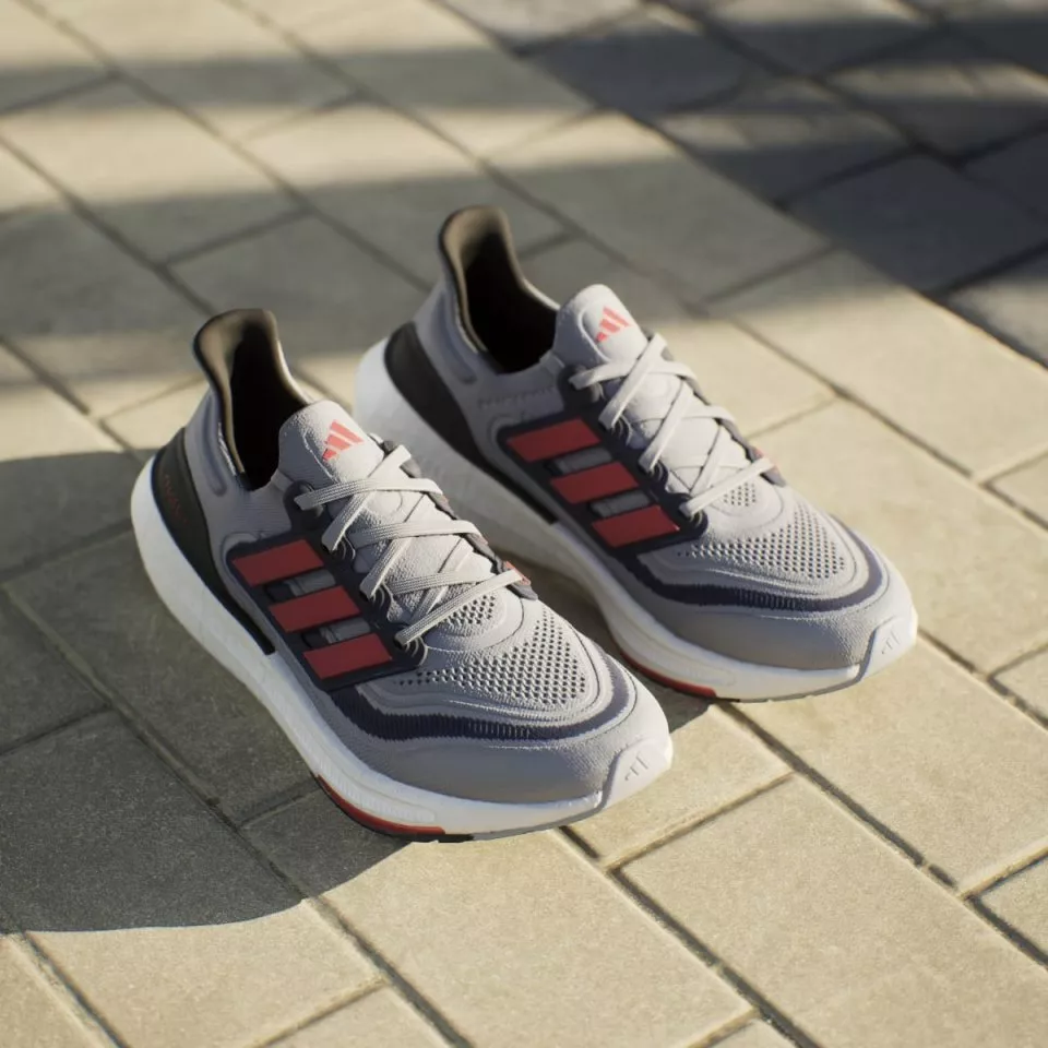 Hardloopschoen adidas ULTRABOOST LIGHT