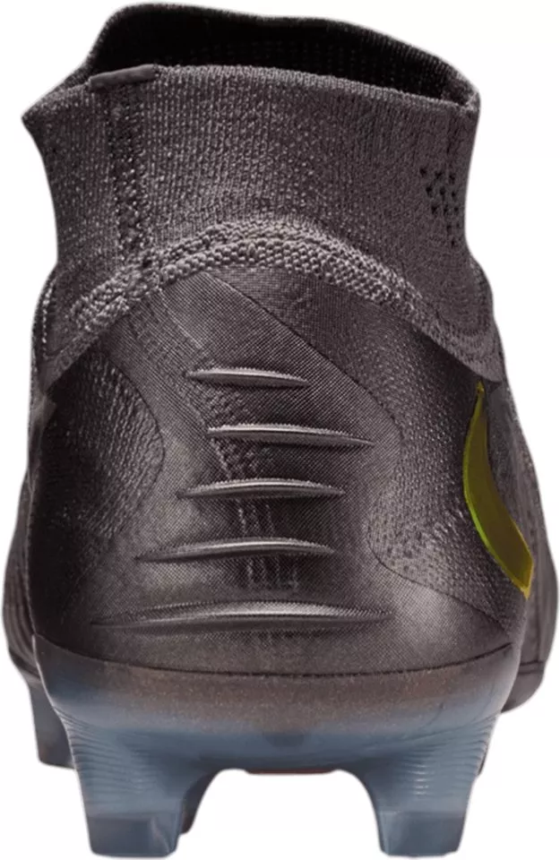 Kopačky na pevný povrch Nike Phantom 6 High Elite LV8 FG