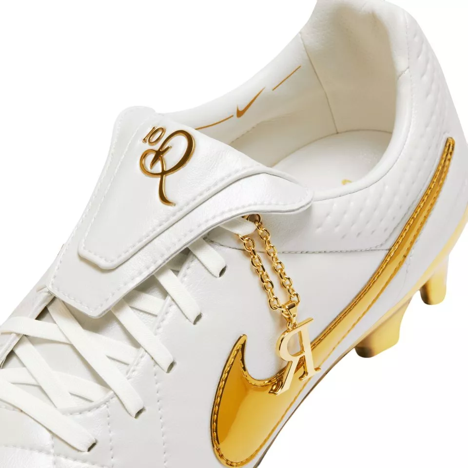 Ghete de fotbal Nike Tiempo Legend 