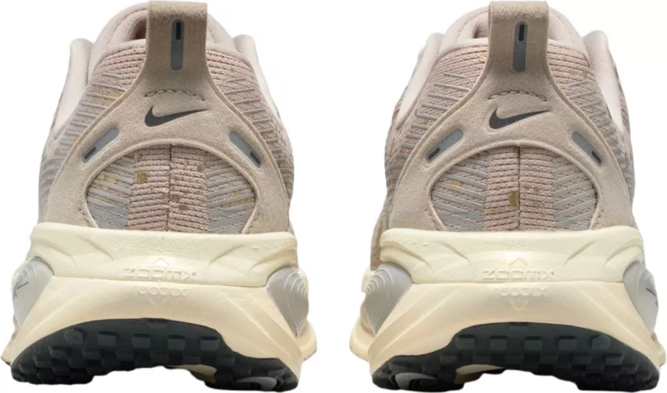 Dámské běžecké boty Nike Vomero 18