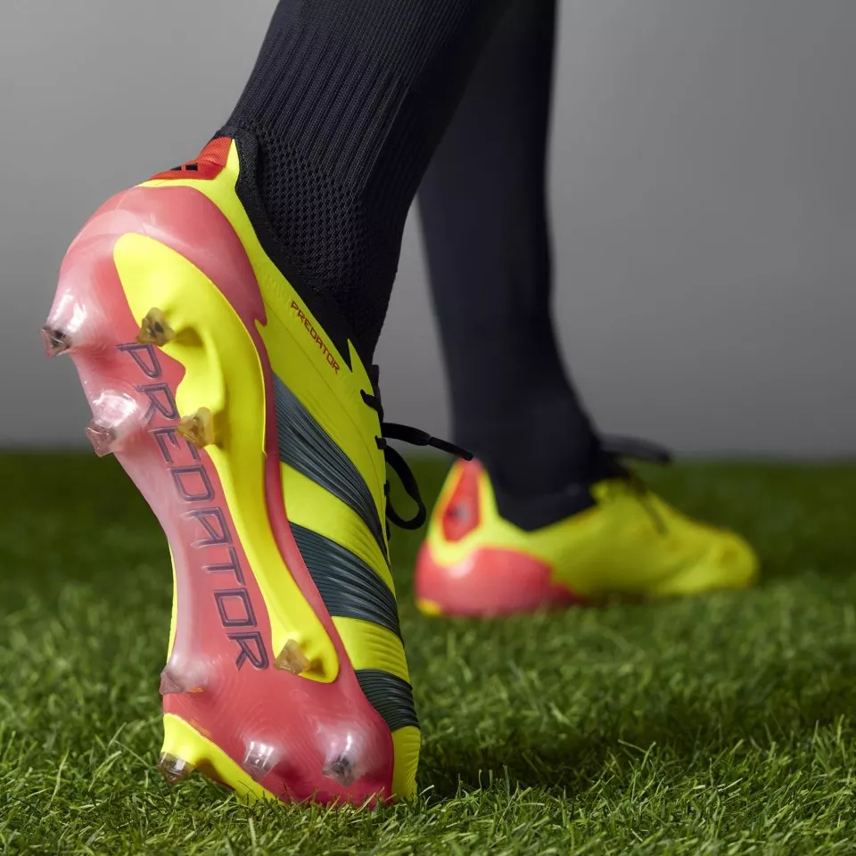 Football shoes adidas PREDATOR ELITE FG