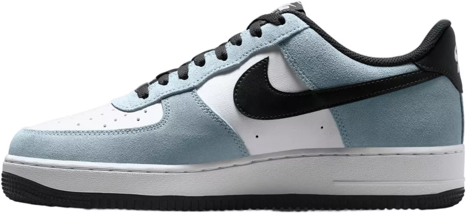 Shoes Nike Air Force 1 '07 LV8